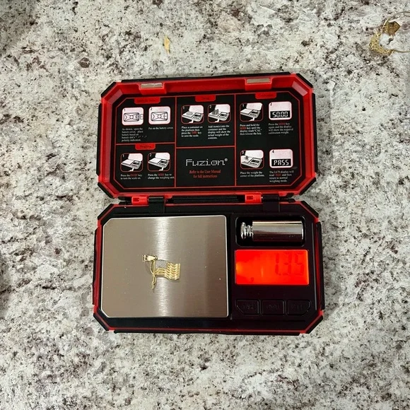 14K American Flag pendant with “God Bless America” on back. - Picture 5 of 5